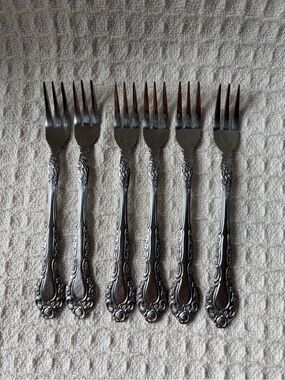Vintage Oxford Hall OXH19 Stainless Set Of 6 Appetizer Forks Marked Korea EUC